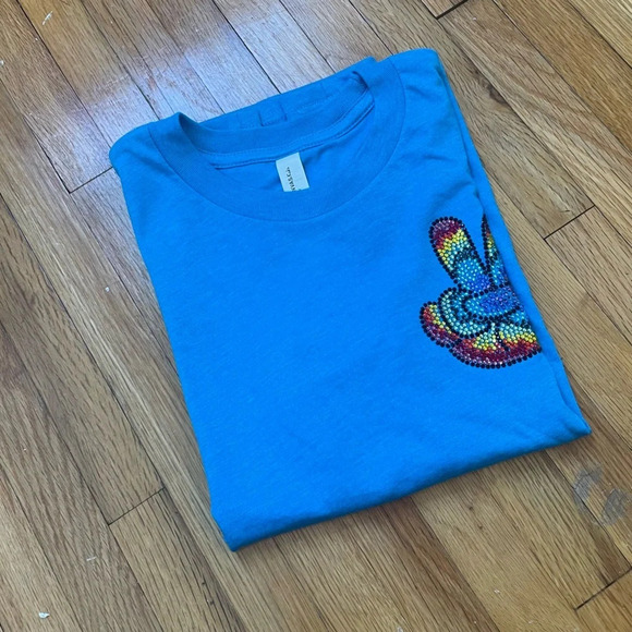 Girls Rhinestone Peace Sign Short Sleeve Tee Shirt Size Small Boutique Handmade - Picture 7 of 7